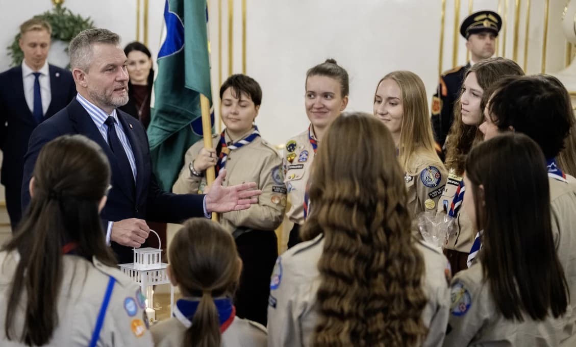 Prezident: Betlehemské svetlo v sebe nesie odkaz pokoja a mieru, potrebujeme ho