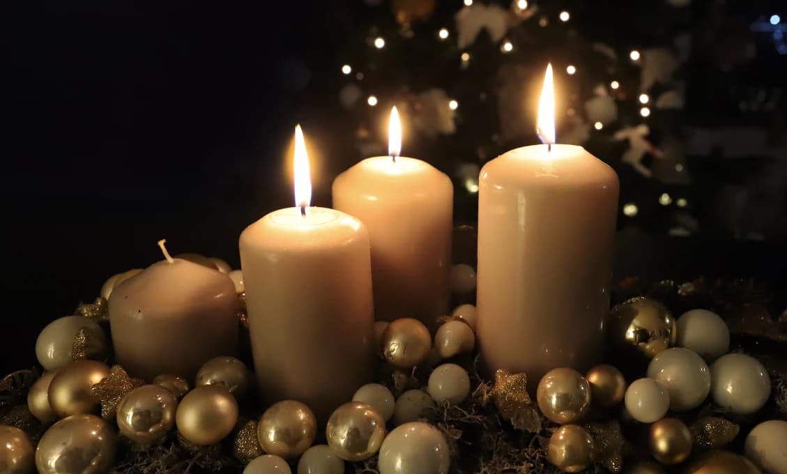 Kresťania slávia tretiu adventnú nedeľu