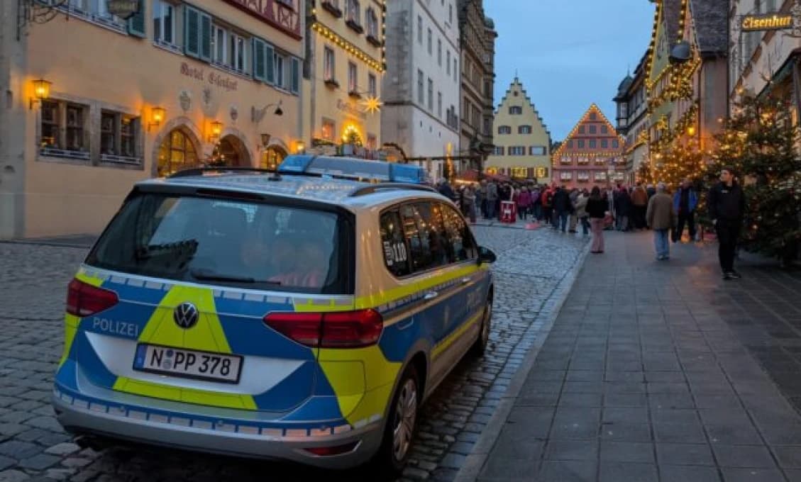 Nemecko: Päť zatknutých v súvislosti s islamistickým teroristickým sprisahaním proti vianočným trhom