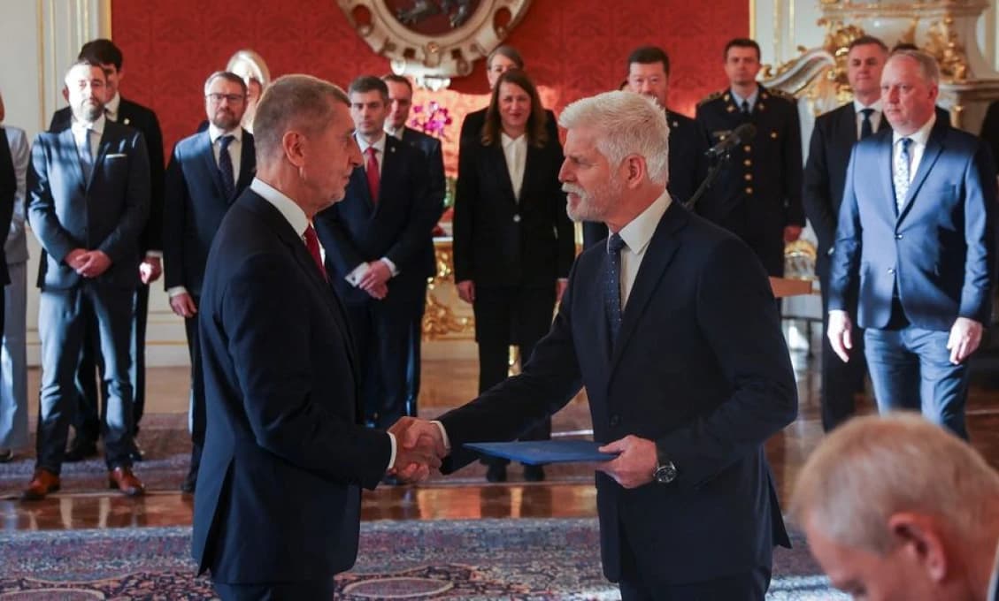 AKTUÁLNE Česko má novú vládu! Pavel vymenoval tretí Babišov kabinet