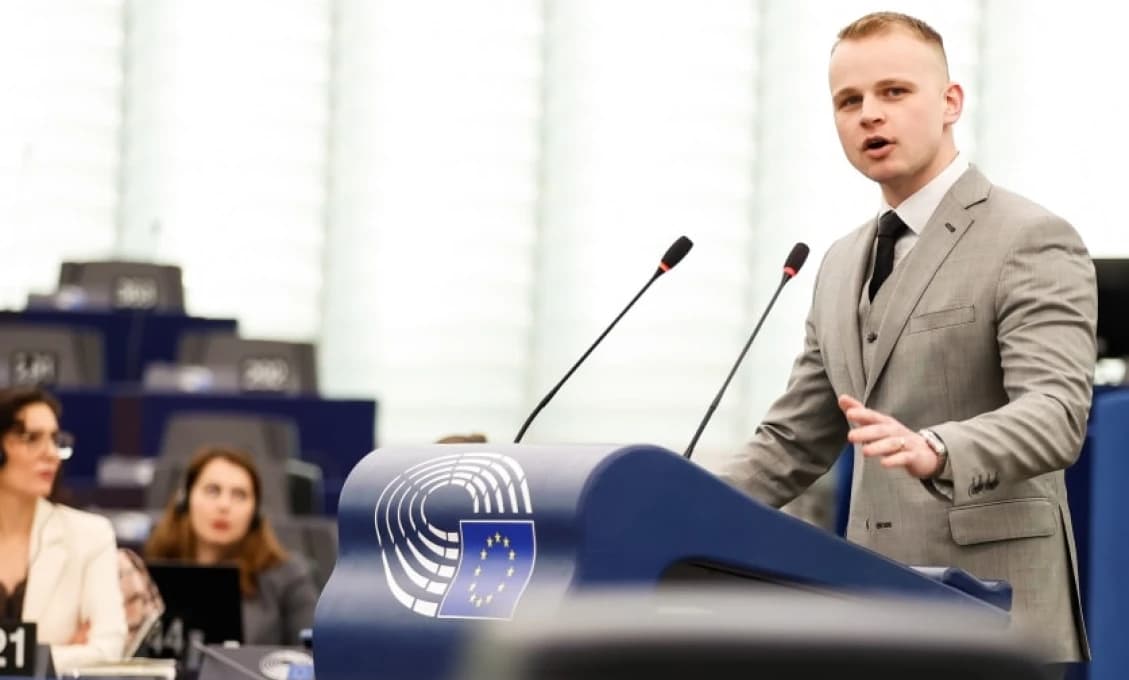 Mazurek o antidiskriminačnej smernici: Komisii ide o ochranu úchylákov!