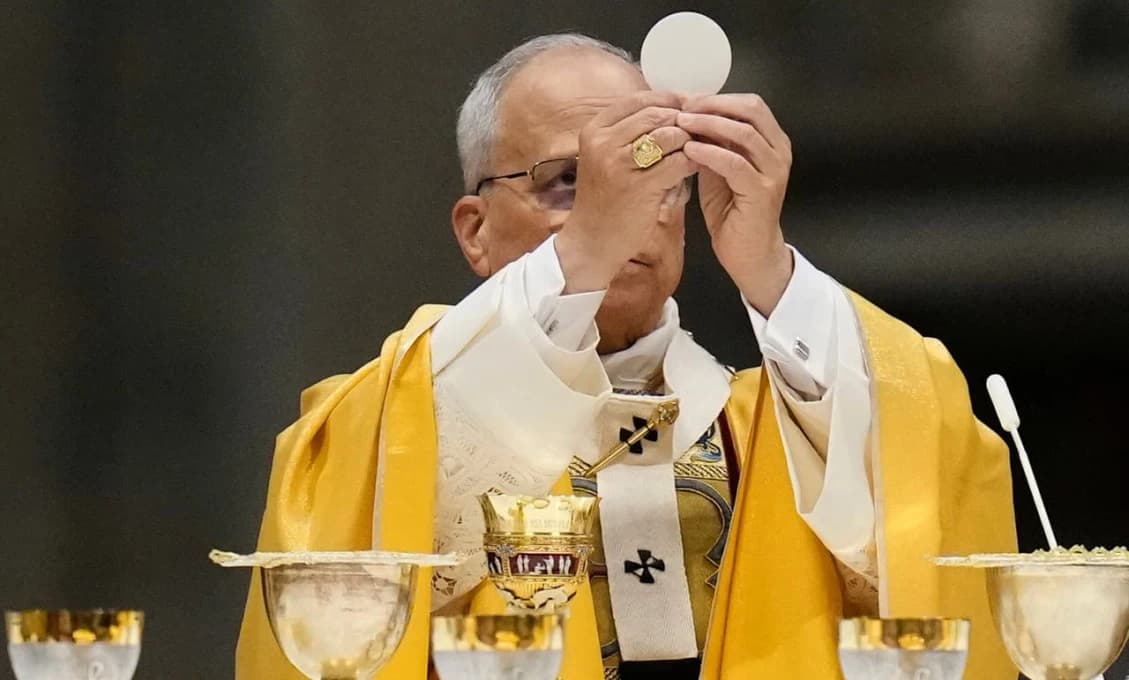 Lev XIV. odslúžil prvú polnočnú omšu svojho pontifikátu