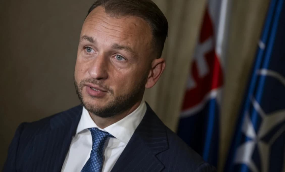 ÚOO končí! Minister Šutaj Eštok prezradil, kam poputujú peniaze