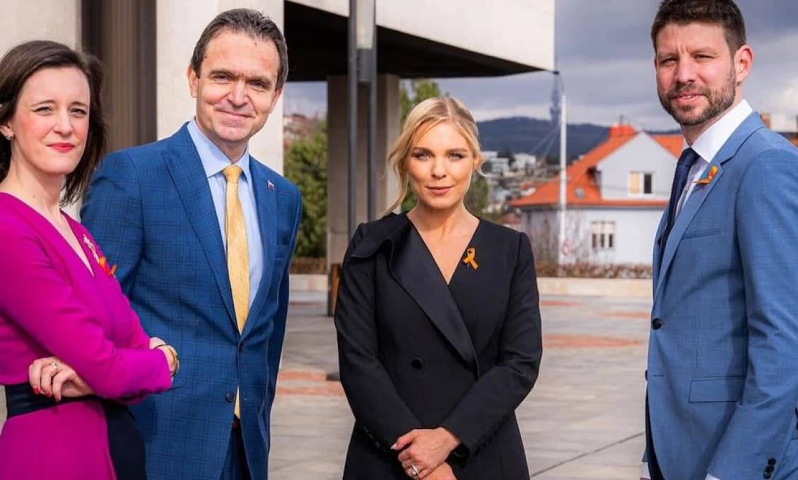 Británia dala našim influencerom 10 miliónov za kampaň pre PS, Keňa je na tom lepšie