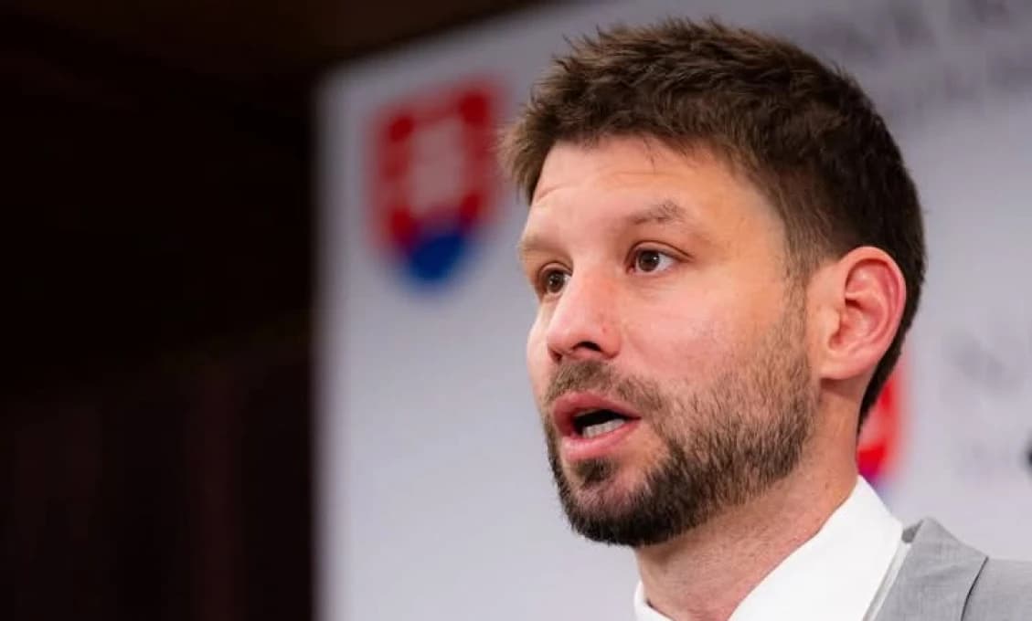 Hlas ľudu: Prečo mal poslanec Šimečka novoročný prejav