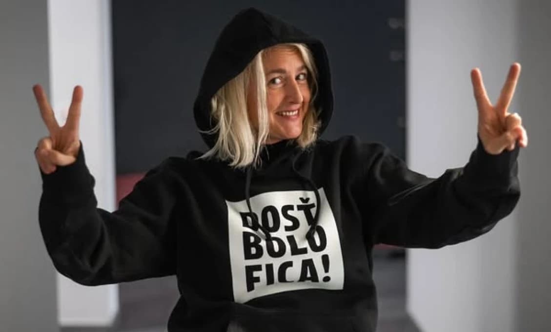 Ozvala sa neviditeľná exministerka Milanová. A hneď sklapla. TO BOL ALE NÁKLAD OD SLOVÁKOV!