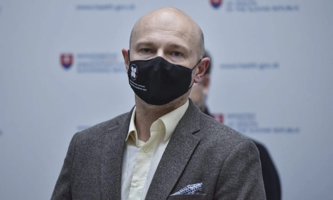Virológ Klempa: Zmutovaný vírus obišiel očkovanie! Vševediace Aktuality: Očkujte sa!