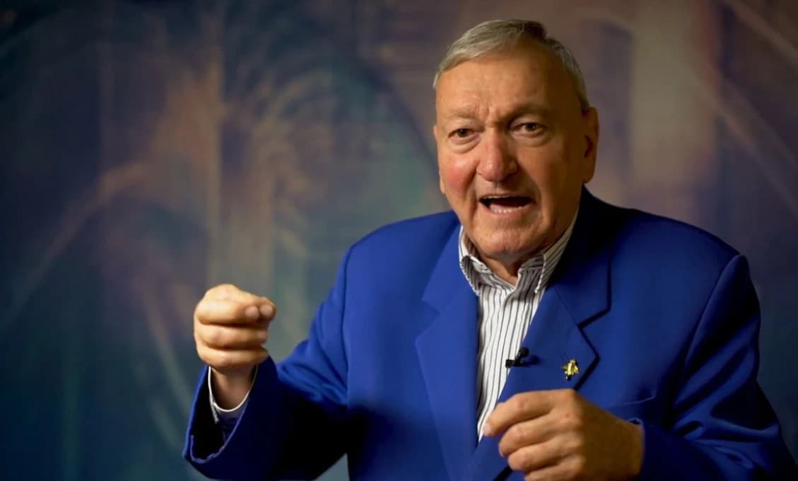 UŽ NA NEHO ČAKAJÚ MIMOZEMŠŤANIA! Zomrel svetoznámy Erich von Däniken