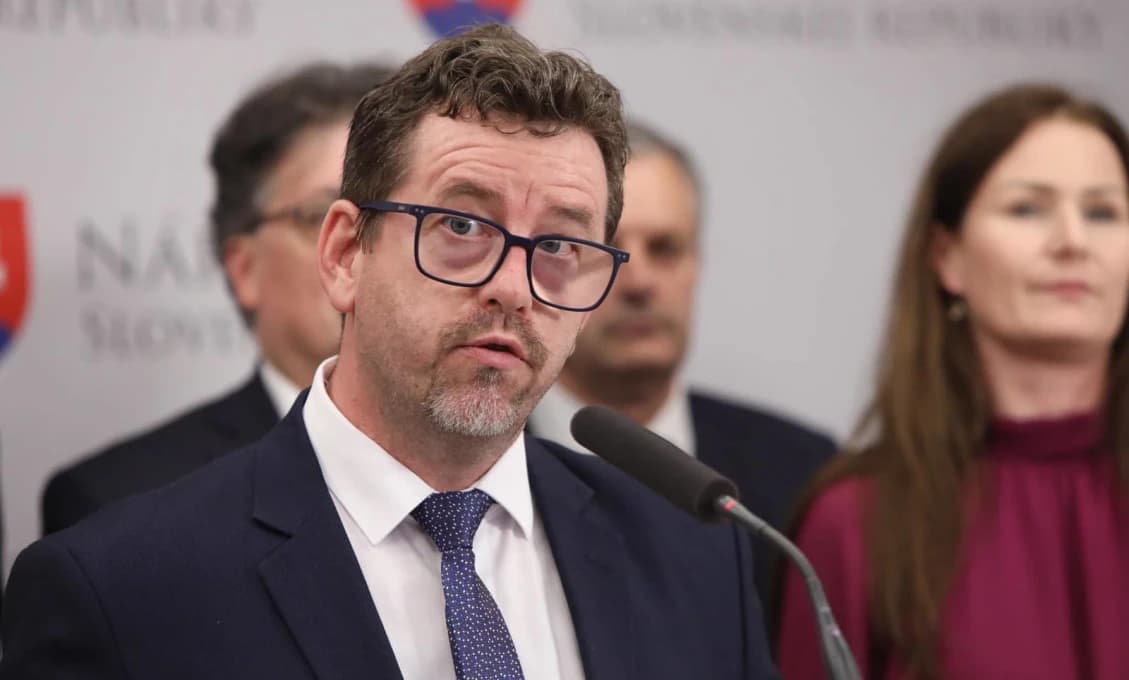 ODPADNETE! TO, čo tvrdí končiaci poslanec KDH M. Šmilňák je ŤAŽKO UVERITEĽNÉ