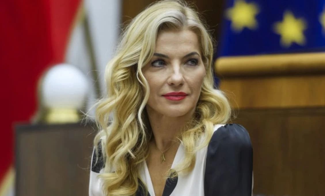 Šimkovičová na vláde: Kabinet schválil peniaze pre ÚĽUV aj obnovu pamiatok