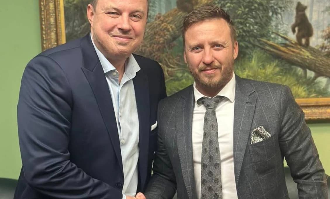 NIE PUTÁ, ALE DÁTA! - žiada pre obvineného splnomocnenca Kotlára z Česka sestra Rédová