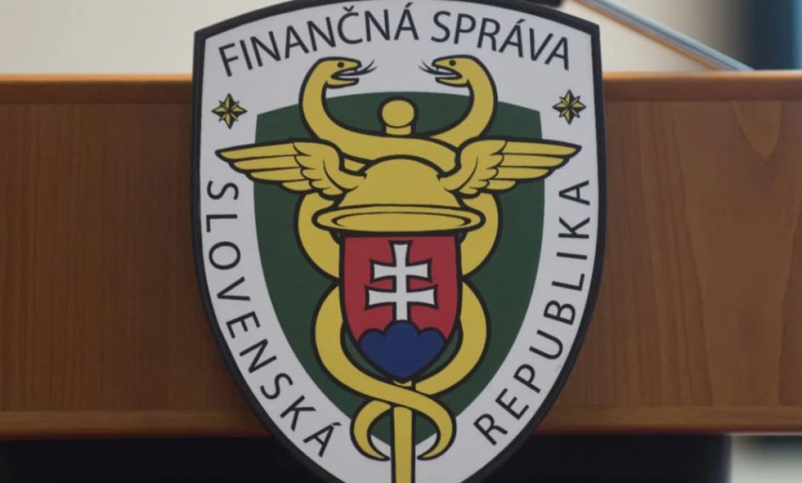 AKTUÁLNE! Bombové vyhrážky po „manipulatívnych reportážach“? FS ukazuje prstom na médiá