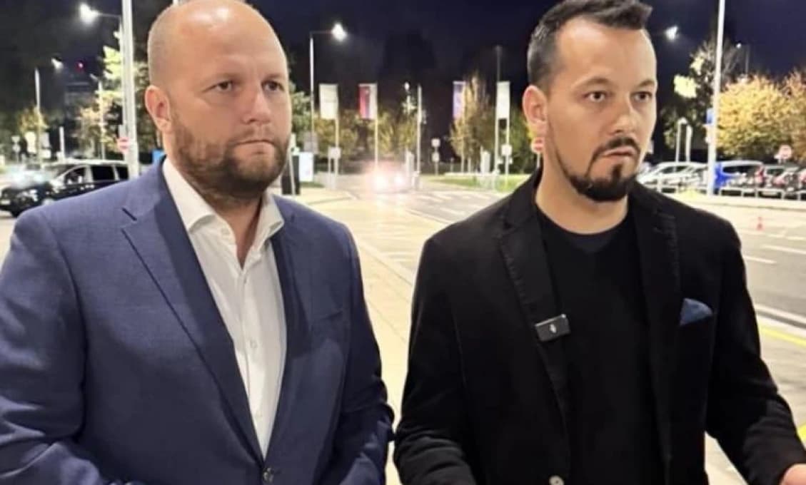 DEMOKRATI už vyorali, sami seba!