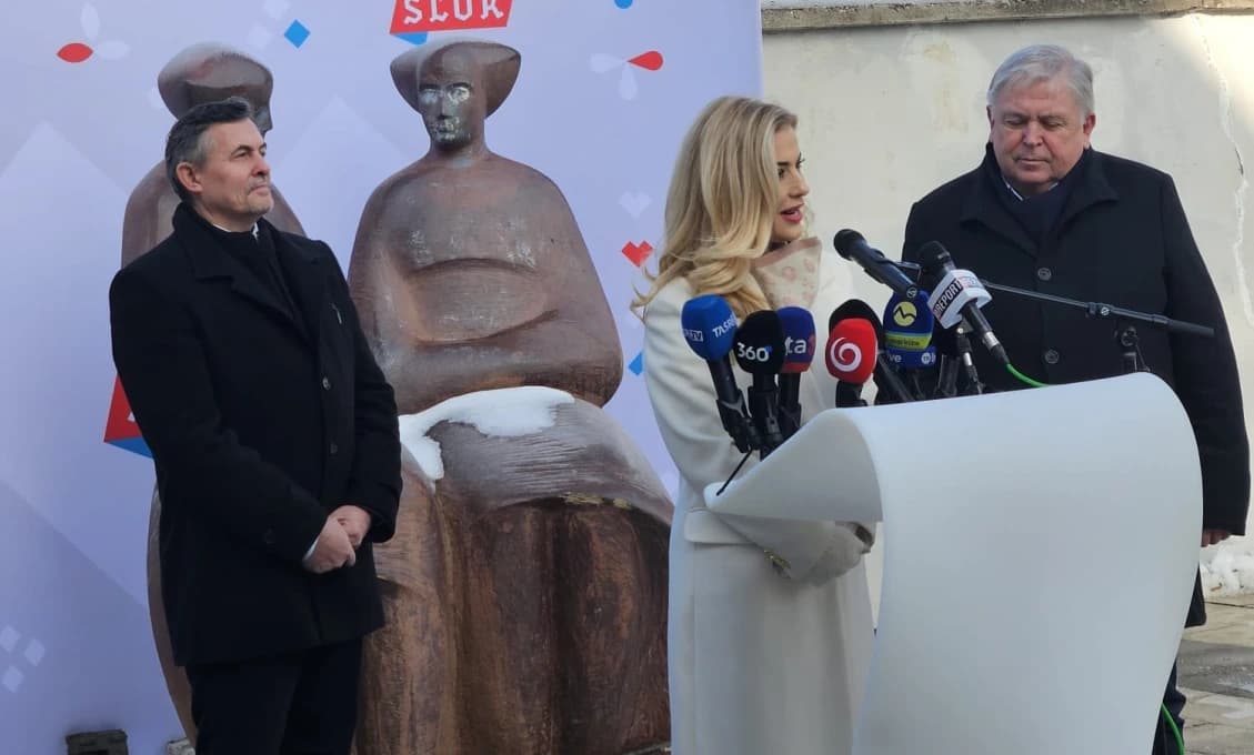 Nový autobus pre SĽUK: Ministerka vysvetlila jeho financovanie (VIDEO+FOTO)