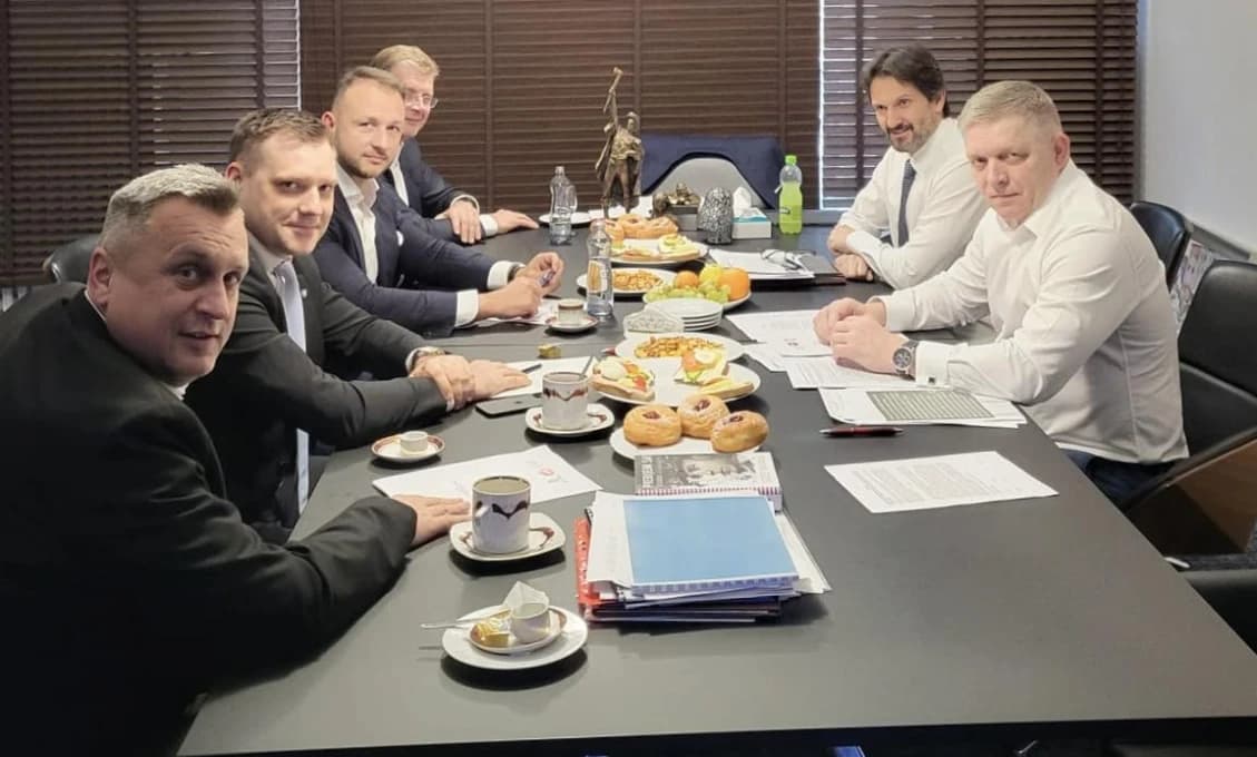 Premiér podpichol koaličných partnerov