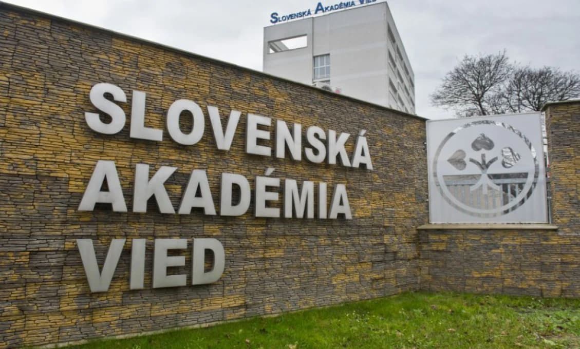 MIMORIADNA SPRÁVA: Dankova rigorózna práca je plagiát, potvrdila to komisia univerzity