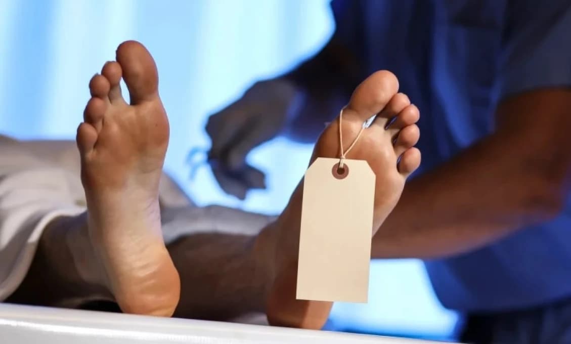 Turborakoviny vyvolané mRNA "vakcínou" proti covidu - varuje MUDr. Lakota