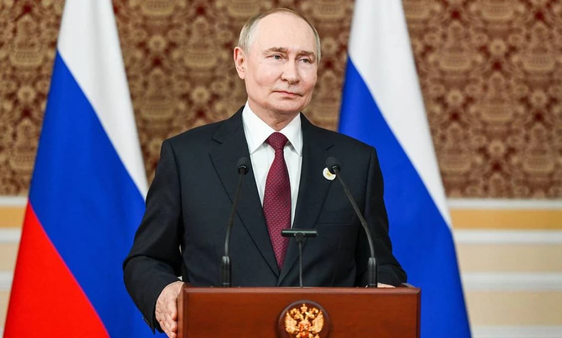 Putinova brilantná reakcia na provokáciu. Najprv úsmev a potom uvážený komentár