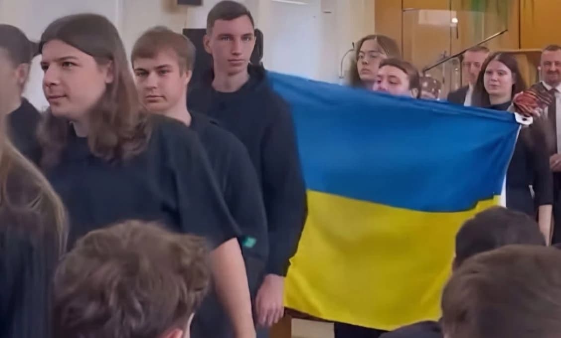 PRÍLEV UKRAJINCOV NEKONČÍ! Z 95 študentov bratislavskej STU len 4 Slováci v ročníku. Pre koho budú s titulom pracovať?