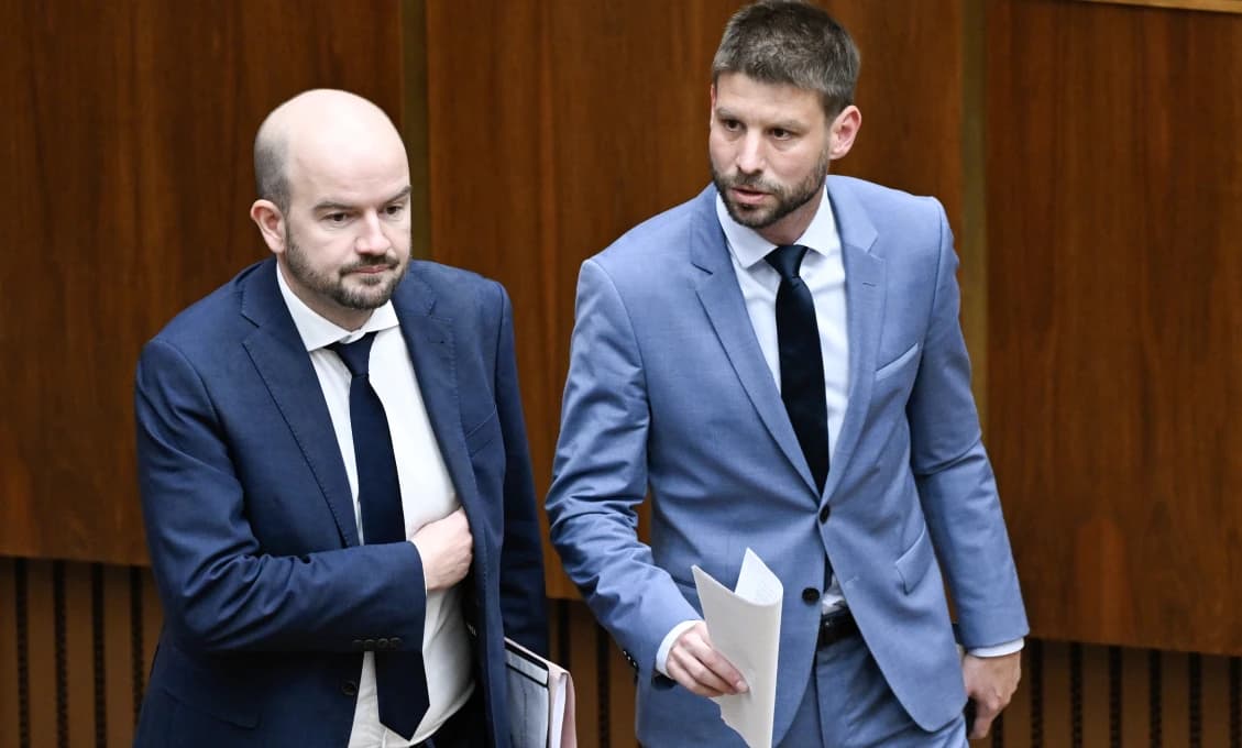 STRATÉG DUBÉCI vo švungu: Kauza lídrovej mamky? TÍTO DVAJA SÚ NA VINE