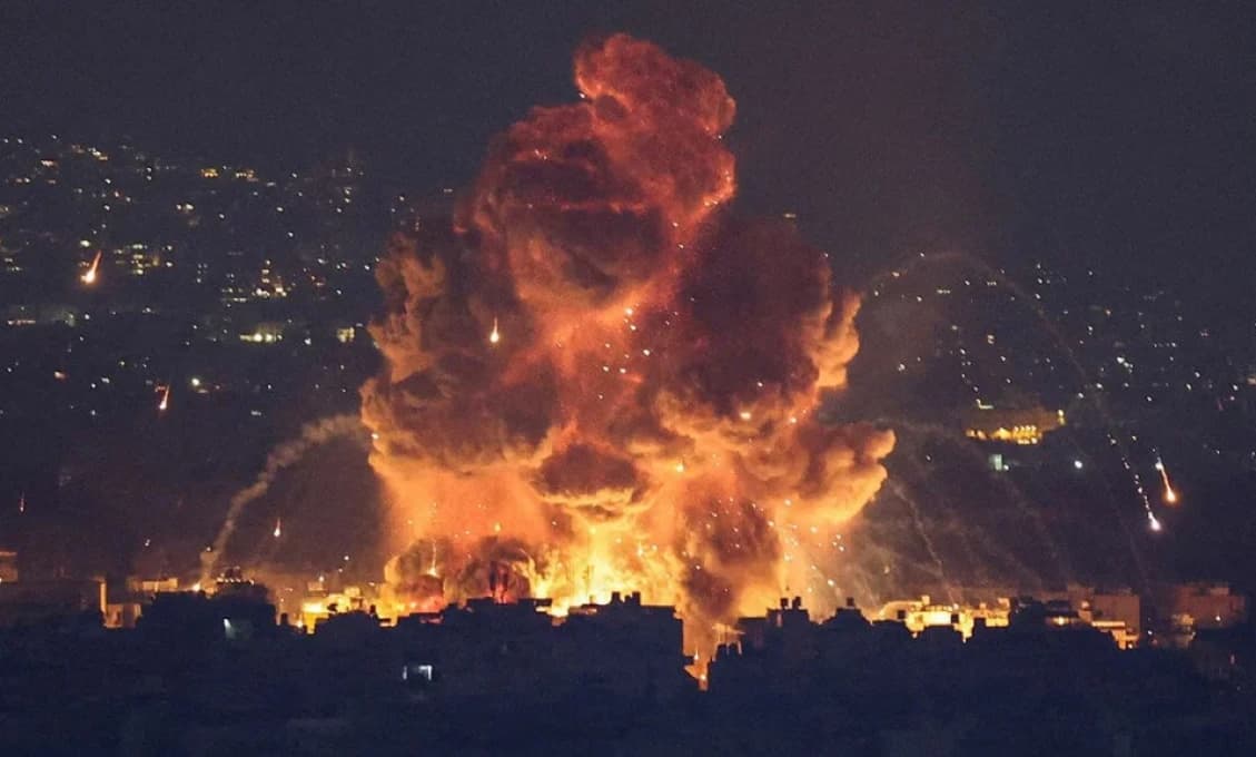 Irán sľubuje pomstu za Chameneího smrť: Dnešný úder bude zdrvujúci