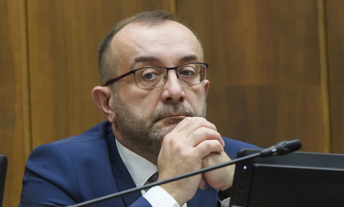 Hlas nateraz nepredloží návrh na vypustenie 1 volebného obvodu z ústavy