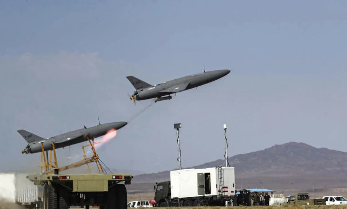 Mnohé sklady zostávajú nedotknuté! IRGC tvrdí, že vypúšťa desaťročné rakety