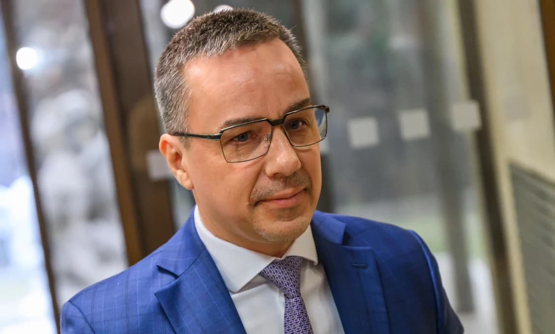 Nadácia Zastavme korupciu opäť v bahne. KLAMÚ A ZAVÁDZAJÚ! - hovorí Tomáš (VIDEO)
