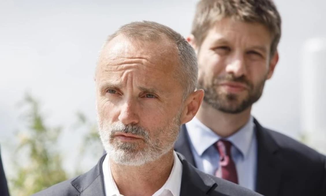 Hlas ľudu: Valášek je šašo, nie politik, ani elita národa