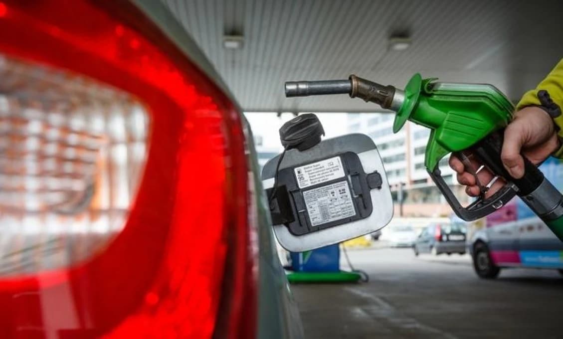 Koho vlastne obmedzí krízové tankovanie NAFTY?