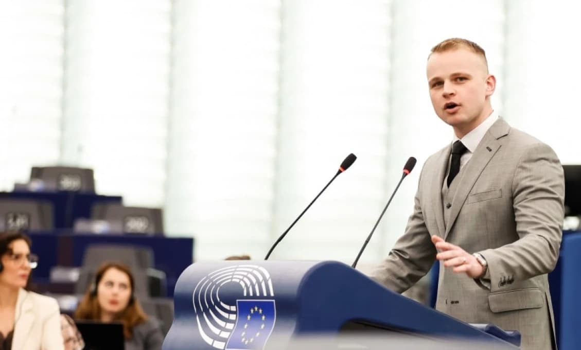 PRICHÁDZA NOVÁ VLNA MIGRANTOV? Mazurek hovorí o scenári hrôzy