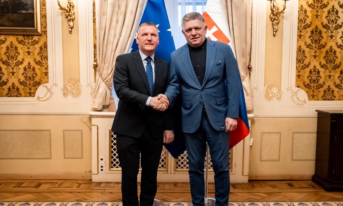 Fico položil komisárovi pre spravodlivosť McGrathovi jednoduché otázky