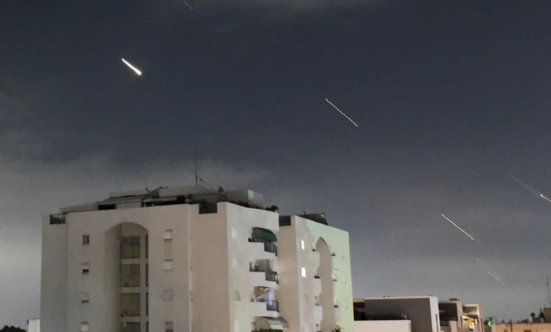 „Železná kupola“ je bezmocná! Irán použil „neviditeľné“ zbrane, ktoré desia Spojené štáty a Izrael