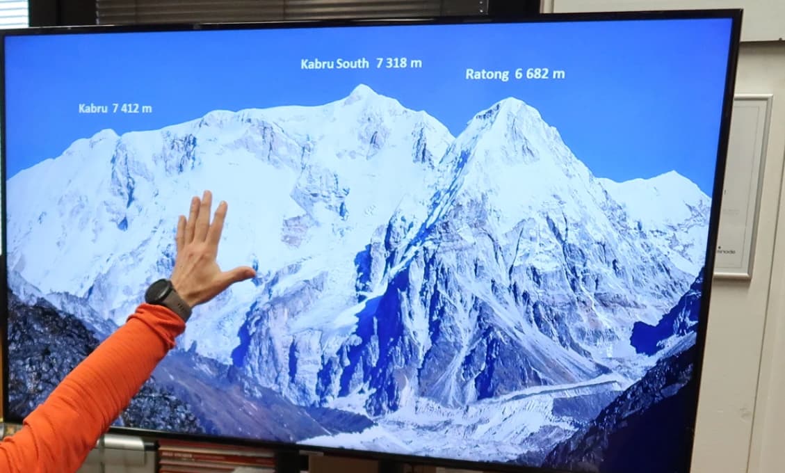 ŠOK Z HIMALÁJÍ: Turistov mali TRÁVIŤ, aby na nich zarobili MILIÓNY!