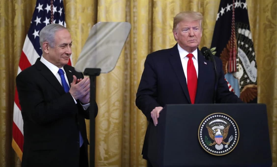 Jeffrey Sachs varuje: Trump a Netanjahu sú dvaja psychopati, čo sa hrajú na Boha. Budeme všetci ich obeťou?