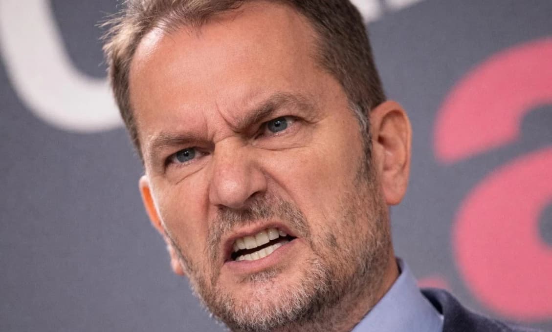 Matovičovci mimo hry: Pellegrini ich k stolu nepozval, Grendel udrel späť!