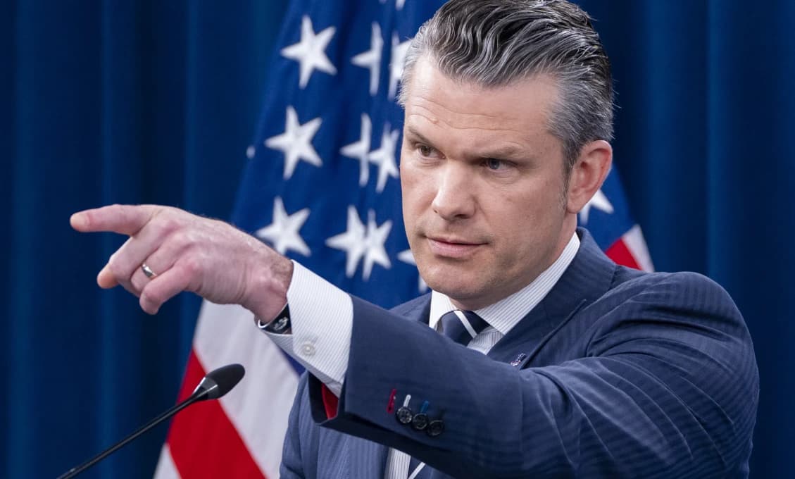 Mýty o neporaziteľnej armáde. Minister klame!