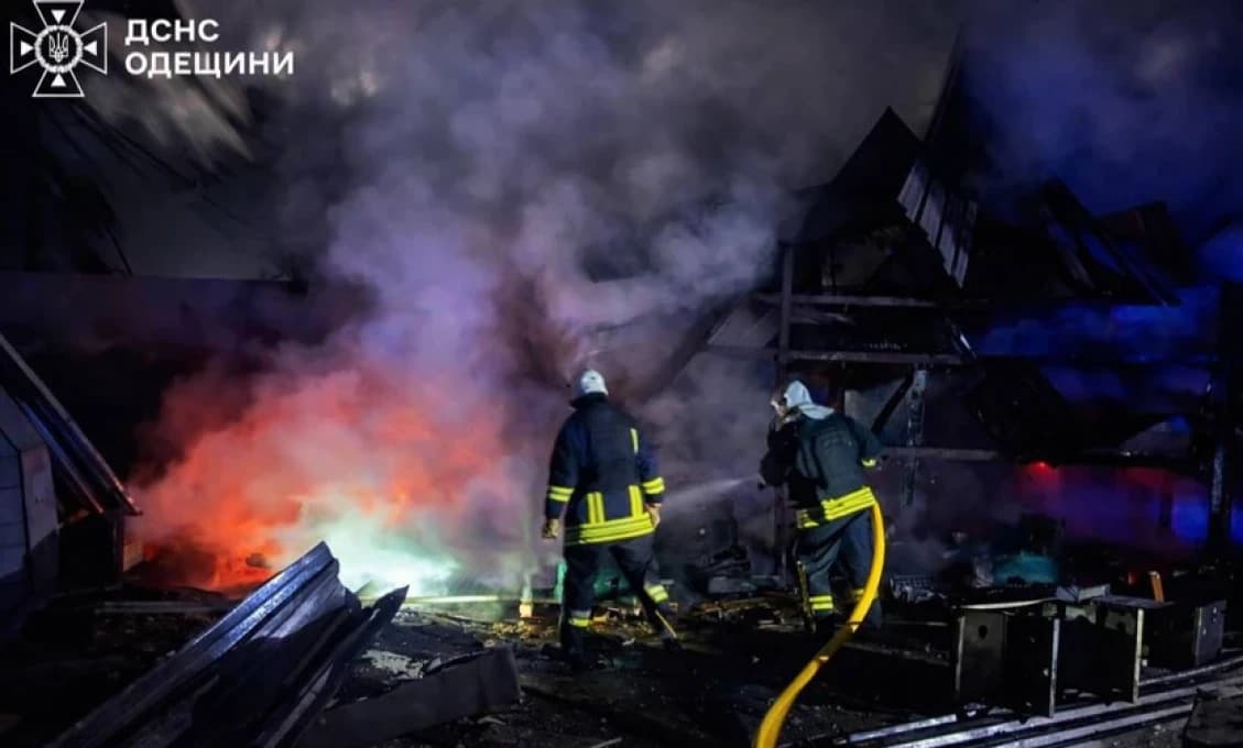RUSKO TVRDO UDRELO ISKANDERMI A 324 DRONMI! 1,5-tonová bomba na Sloviansk, útok na Kyjevskú oblasť, Dneper i Odeskú oblasť