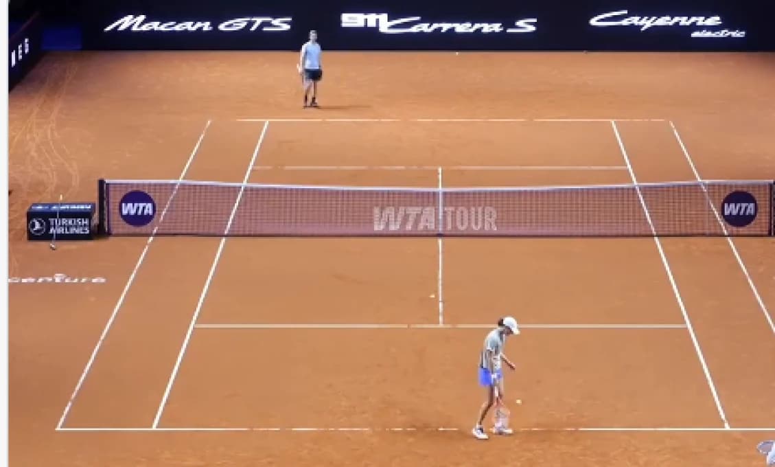 TENIS: Nevedeli, že vysielajú naživo. Muži pri mikrofónoch verejne rozoberali sexuálny život známej osobnosti
