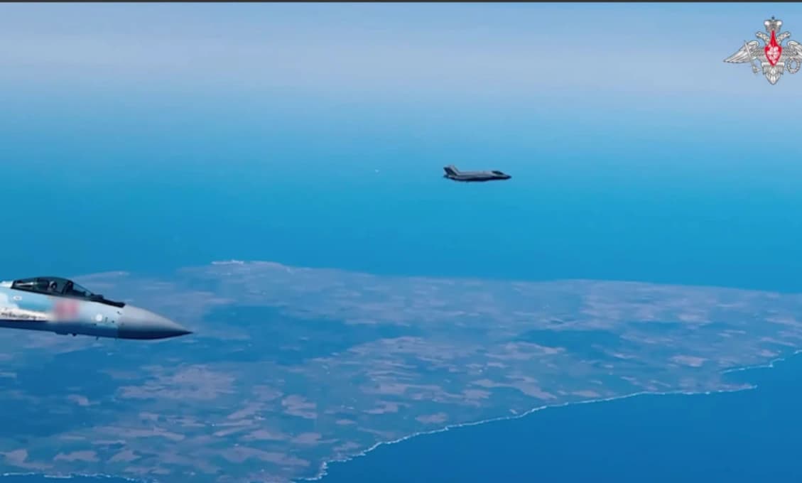 Zahraničné médiá 22. apríla: NATO má „záchvat“ – v blízkosti ruskej ponorky. „Bonusom“ je Tu-22M3, zachytenie bolo oznámené. Irán „ruší mier“ so Spojenými štátmi