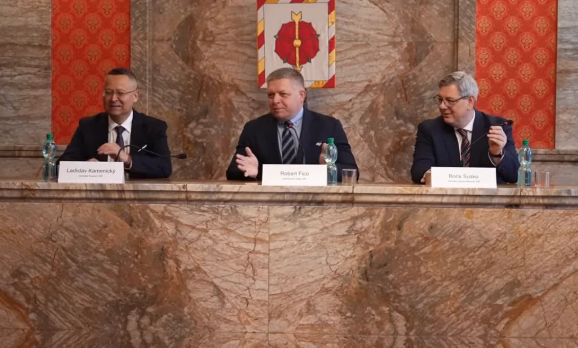Fico medzi študentmi v Ružomberku: Mladí nepodliehajú predsudkom, kládli vecné otázky