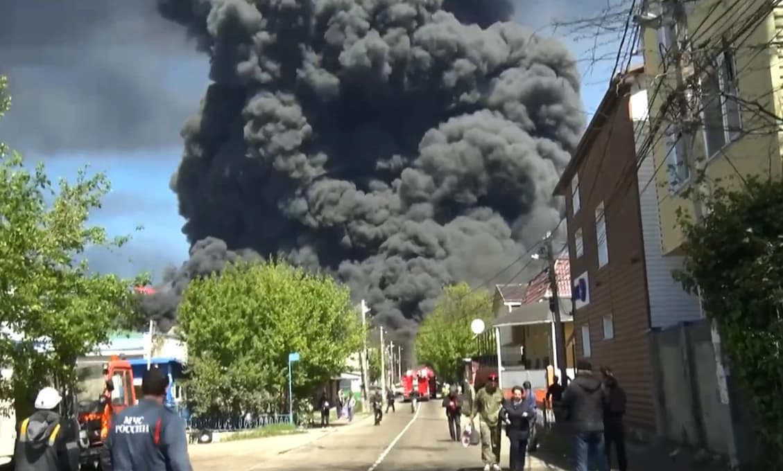 Ukrajina opäť zaútočila na ruský prístav Tuapse, v termináli vypukol požiar