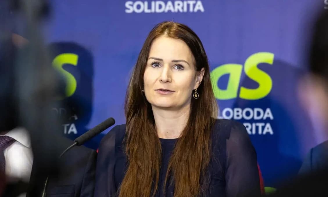 Opozičný škandál pokračuje: Bittó Cigániková zverejnila správy a otázka znie – vedú nitky k manželovi poslankyne SaS?