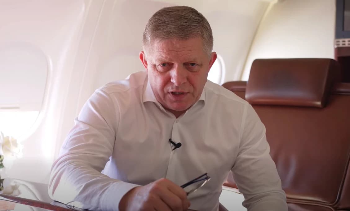 Premiér sa hlási z vládneho špeciálu: Teším sa z dobrých správ pre Slovensko! (VIDEO)