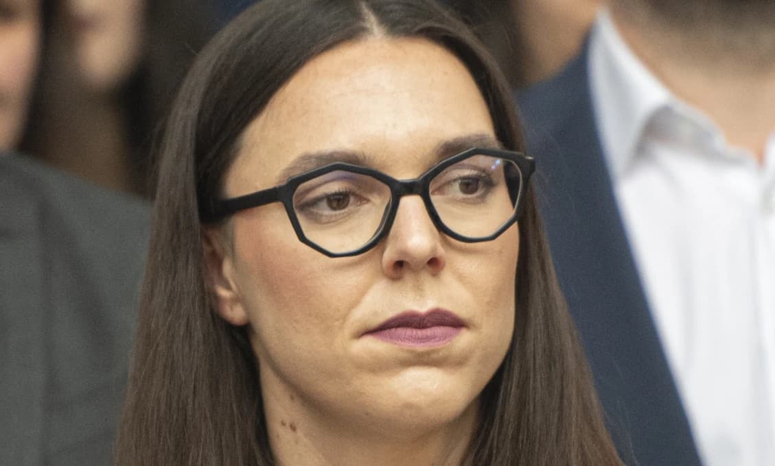 Progresívna Stohlová záhadne úkoluje vládu (video)