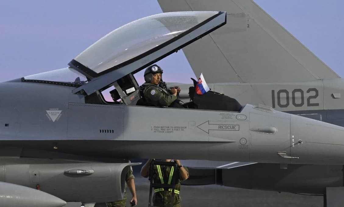 Rezort obrany uzavrel zmluvu na servis stíhačiek F-16 za 25 miliónov eur