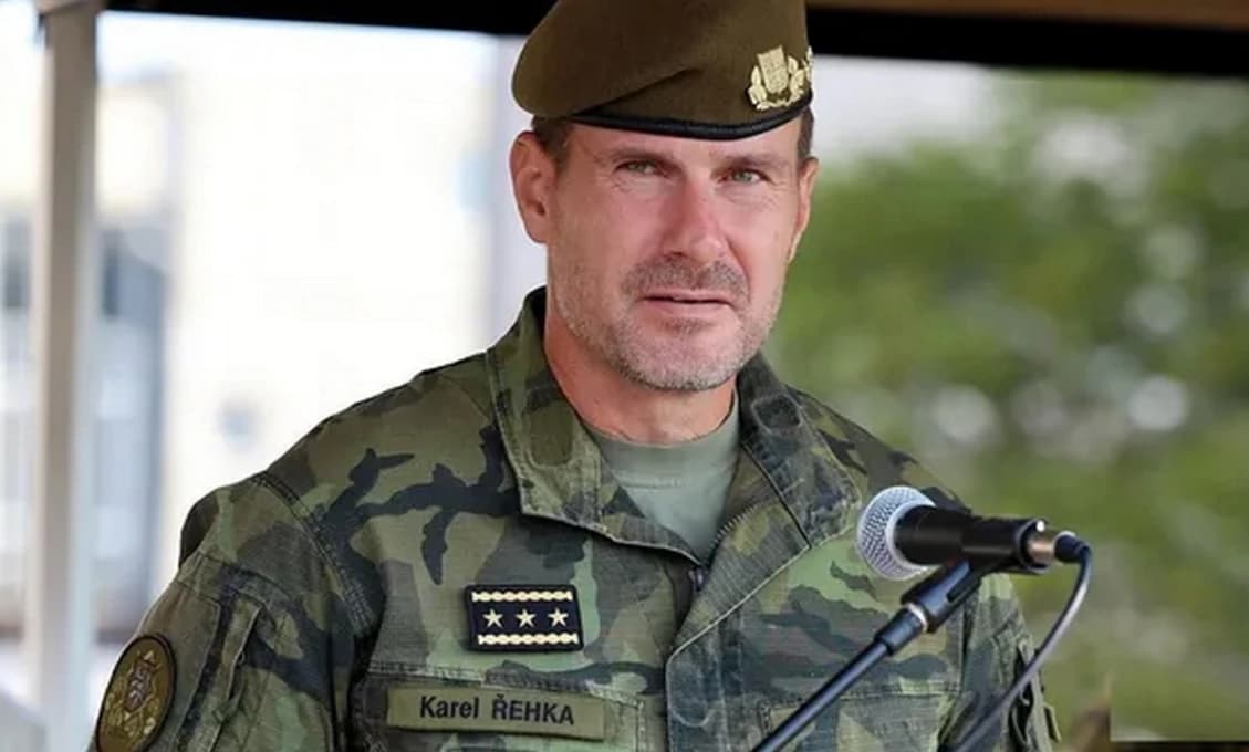 Český generál sa zaoberá plánmi na vojnu. Niektorí už aj rátajú straty