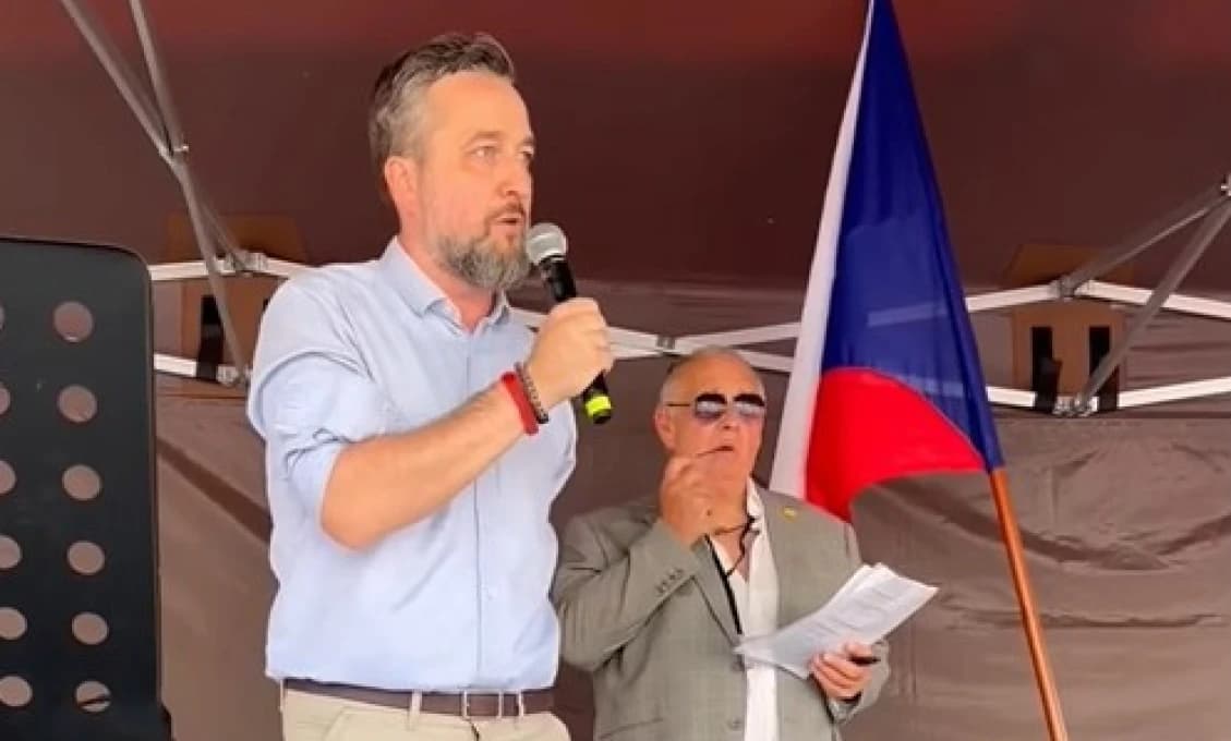 Blaha na proteste v Brne: Nemeckí fašisti cez nás neprejdú. TOTO nesmieme dovoliť! (VIDEO)