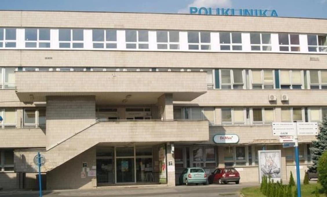 Pacient besnil vo vranovskej nemocnici! Tri zranené zdravotné sestry