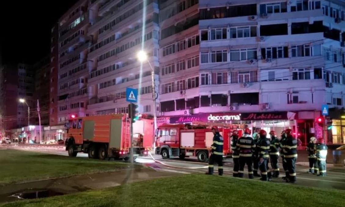 V rumunskom meste Galați zasiahol dron obytnú výškovú budovu